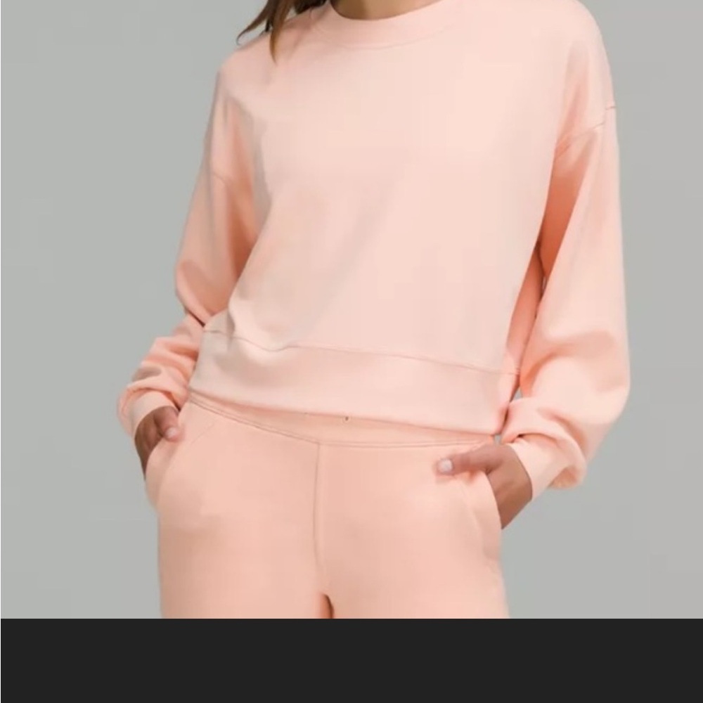 Lululemon Athletica Softstreme Perfectly Oversized Crop Crew - Peach